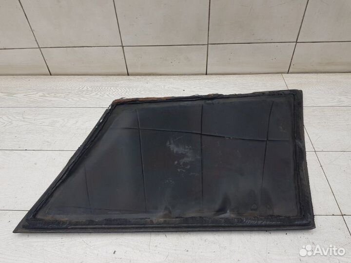 Форточка в крыло левая Jeep Grand Cherokee 1 ELF