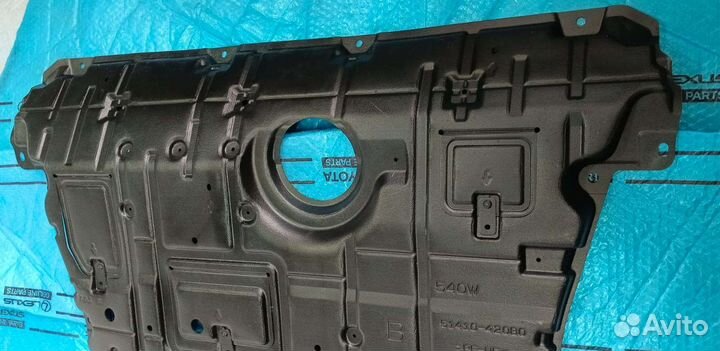 Защита двигателя рав 4-4 дизель Оригинал NEW 13-19