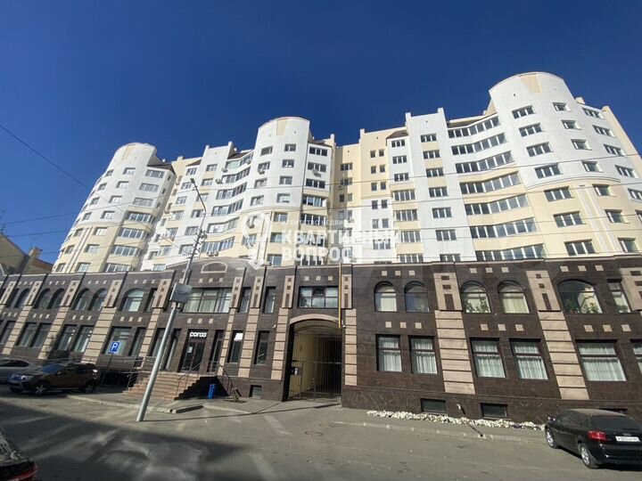3-к. квартира, 115 м², 3/10 эт.