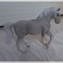 Фигурки лошадей schleich