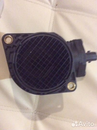 Датчик массового расхода воздуха 0 280 218 004 bos