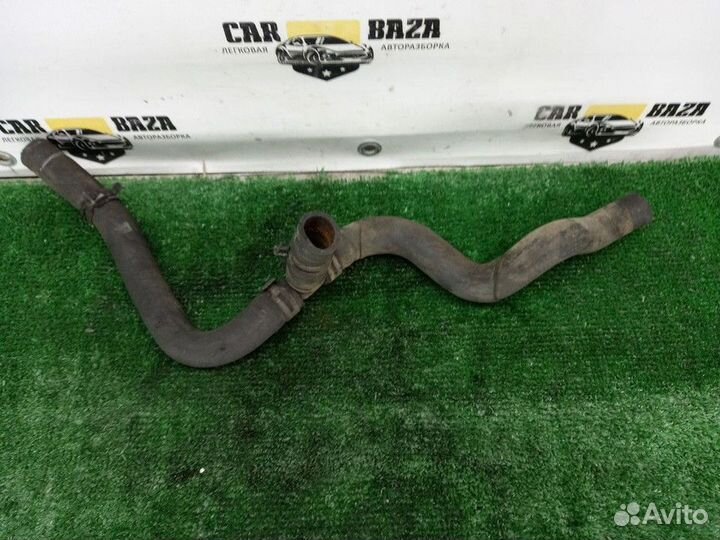 Патрубок системы охлаждения