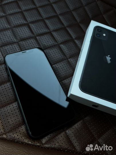 iPhone 11, 64 ГБ