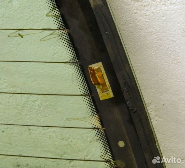 Стекло заднее VW Passat B3 универсал