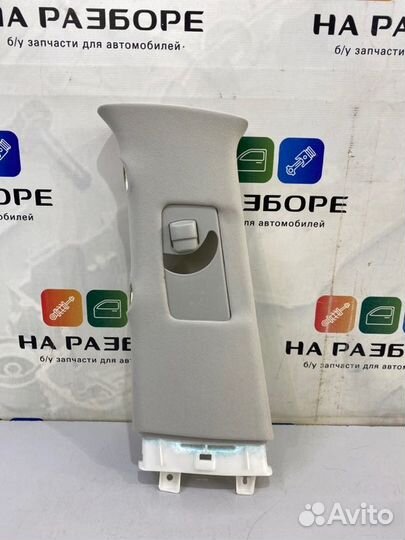 Накладка на стойку внутренняя левая Toyota Land