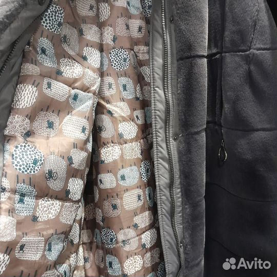 Шуба из эко меха с капюшоном цвет черничный