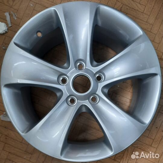 Литой диск r 16