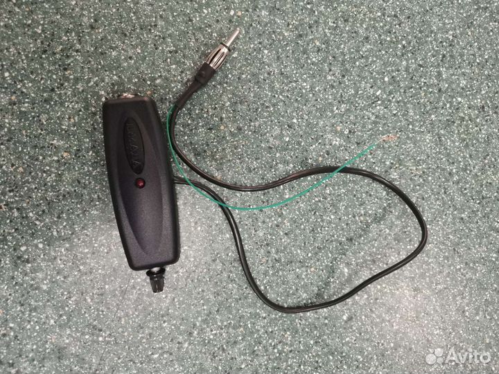 Усилитель автомобильный антенный Триада