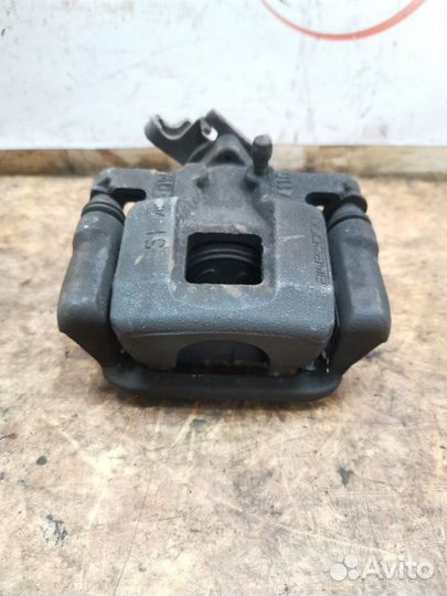 Суппорт тормозной задний правый Mitsubishi Asx SUV