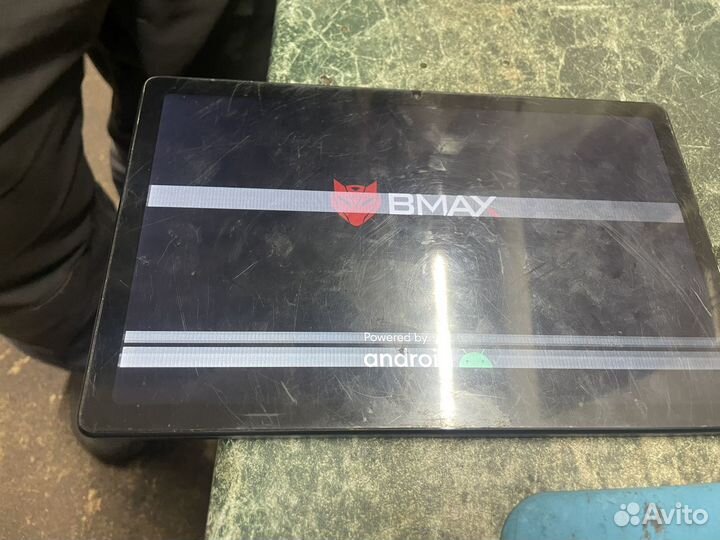 Планшет Bmax tablet