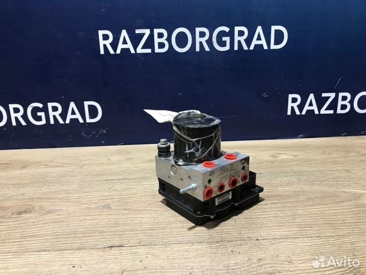 Блок abs Skoda Fabia 2 2011