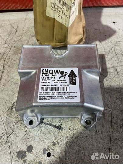 Блок управления SRS подушек безоп опель астра Н