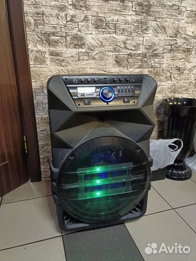 Блютуз колонка