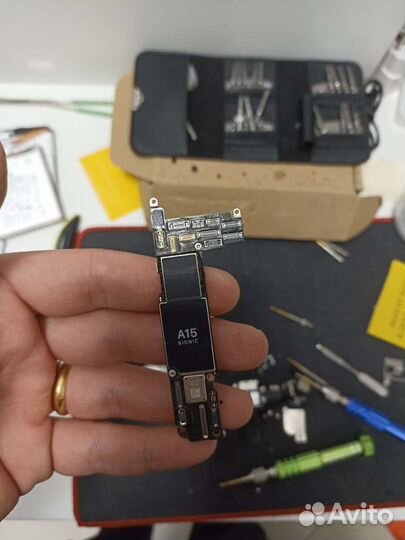 Плата на 128 iPhone 13