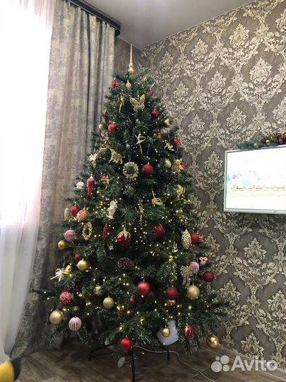 Елка искусственная