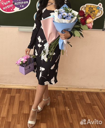 Платье женское