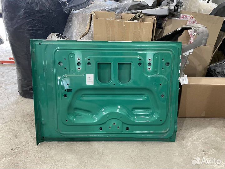 Крышка инструментального ящика Volvo FH4 82097100