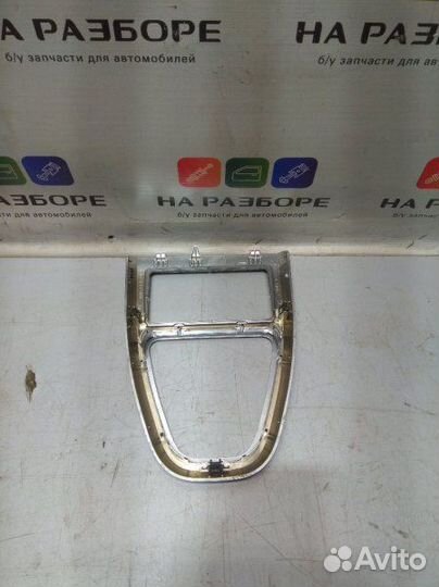 Накладка на консоль между сиденьями Land Rover