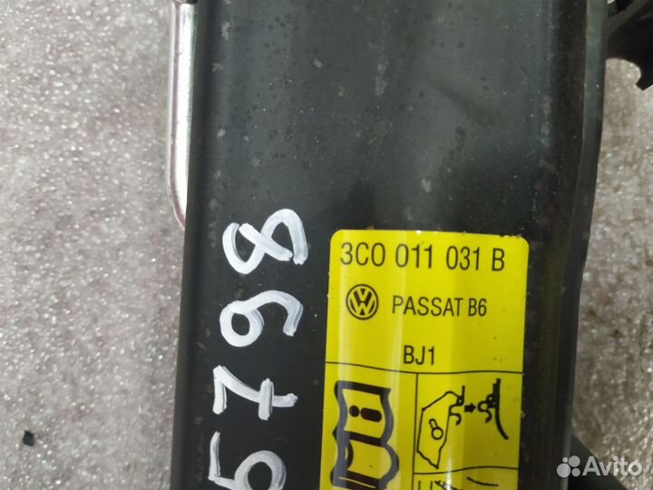 Домкрат VW Passat