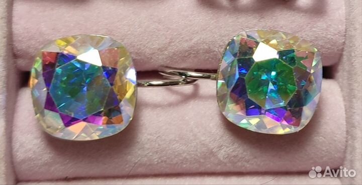 Бижутерия. Стильные серьги на лето