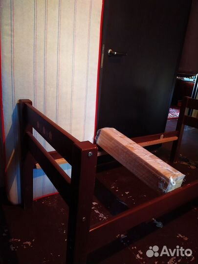 Кровать 150х70 + матрац ортопедический