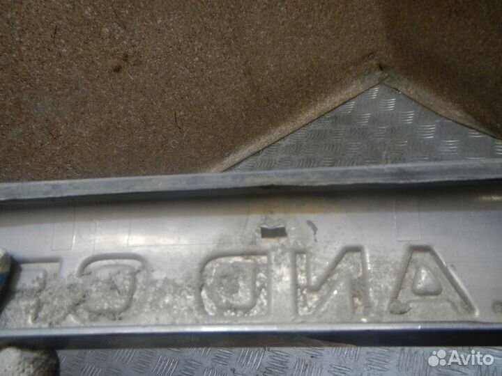 Накладка двери багажника, Toyota -land cruiser prado 150 (09-17)