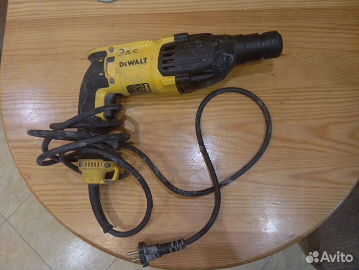 Перфоратор DeWalt D25133