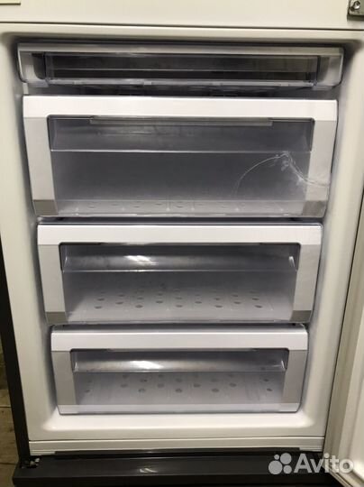 Холодильник Samsung No Frost