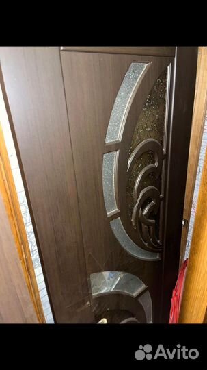 Дверь без коробки с фурнитурой
