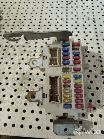 Блок предохранителей (в салон ) Infiniti Fx35