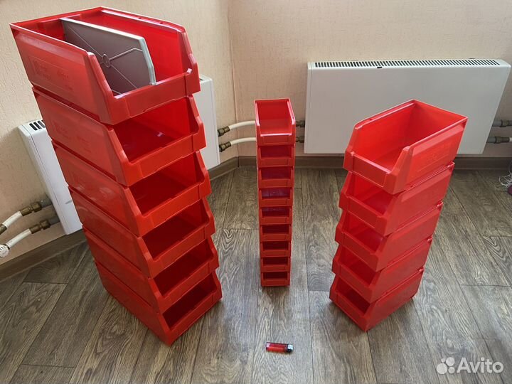Ящики пластиковые универсальные новые