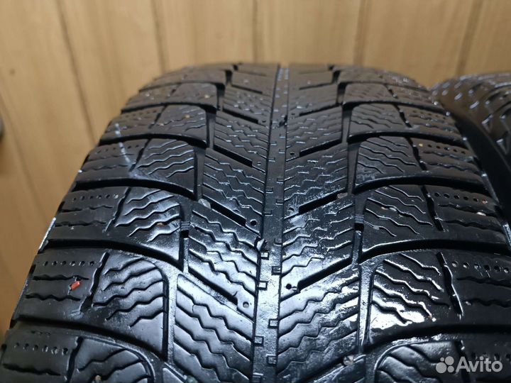 Michelin X-Ice XI3 205/55 R16