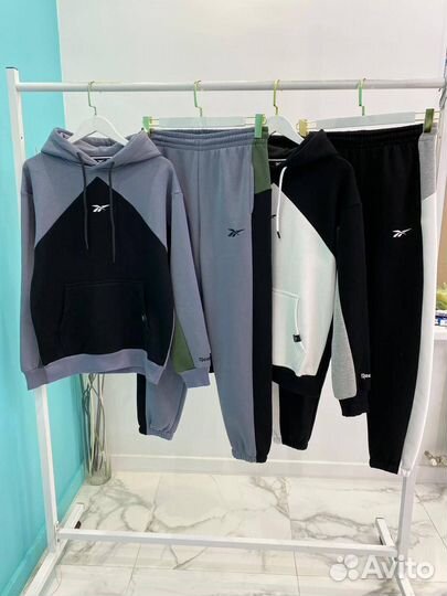 Спортивный костюм reebok