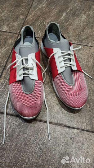 Кроссовки мужские 42 размер