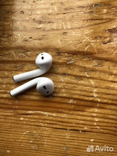 Apple AirPods