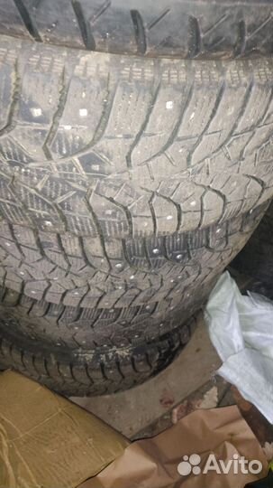 Bridgestone Blizzak Spike-02 195/65 R15