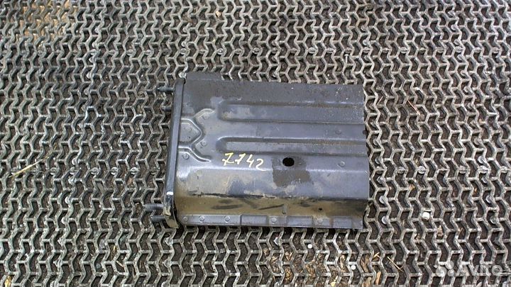 Лонжерон кузовной BMW X1 (E84), 2011