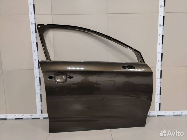 Дверь передняя правая Citroen C4