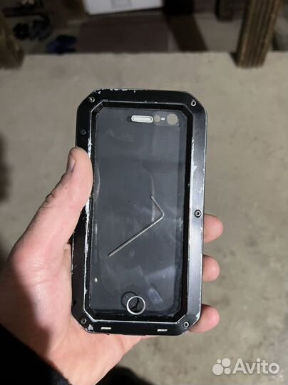 Корпус бронь зашиты на Айфон X