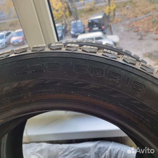 Nokian Tyres Hakkapeliitta 9 SUV 225/60 R18