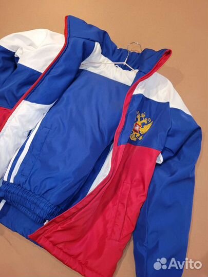 Спортивный костюм