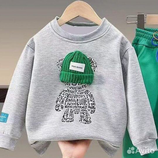 Спортивный костюм