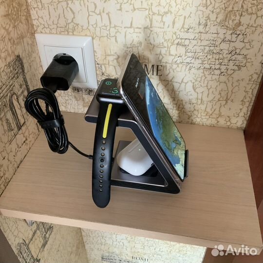 Prestigio Revolt A8 - докстанция 3 в 1