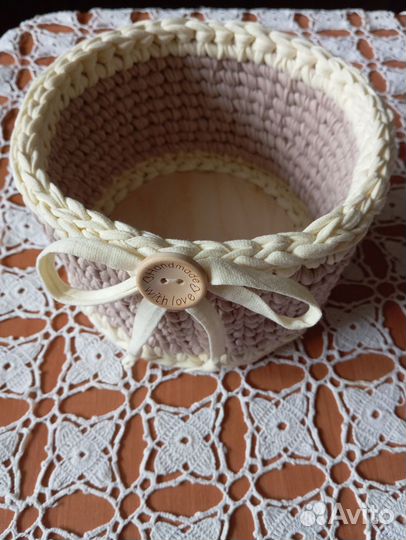 Корзина для хранения вязаная