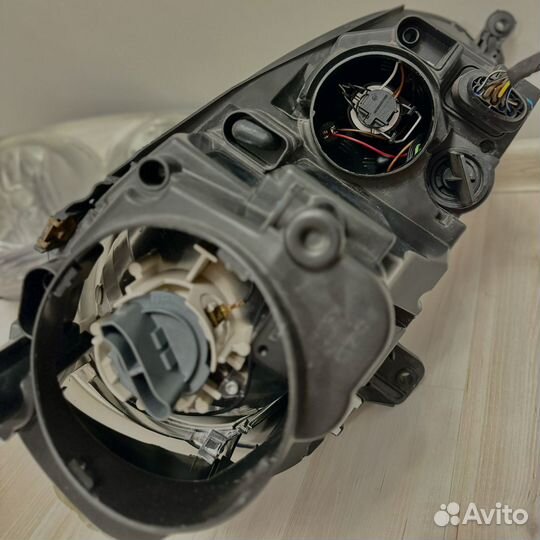 Фары на Volkswagen golf 5