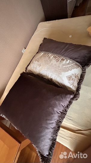Подушки диванные новые 56*47
