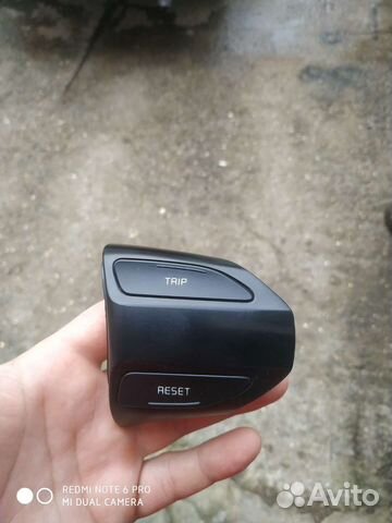 Штатное кнопка kia rio 4