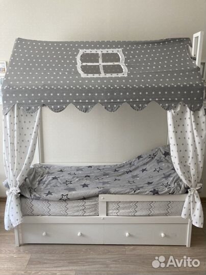 Детская кровать от 2 лет с бортиками