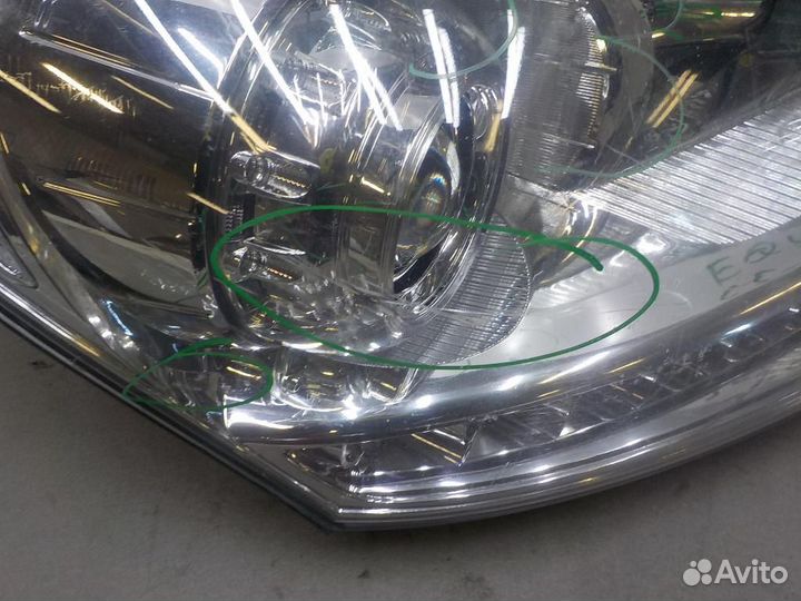 Фара правая Hyundai Equus