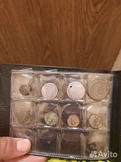 Монеты настоящие всё лотом